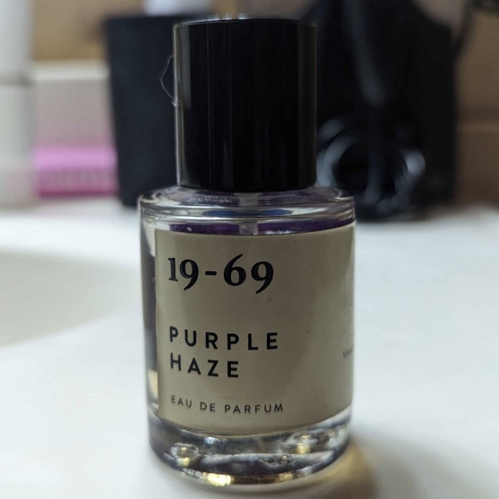 19-69 purple haze perfume
